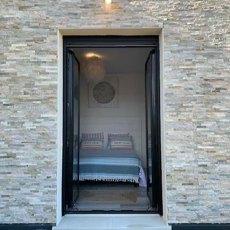 Holiday home Moderne Houlgataise/roof Top/proche !