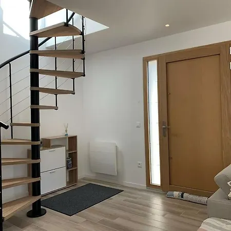 Holiday home Moderne Houlgataise/roof Top/proche !