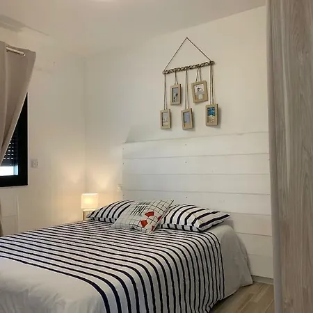 Holiday home Moderne Houlgataise/roof Top/proche ! *