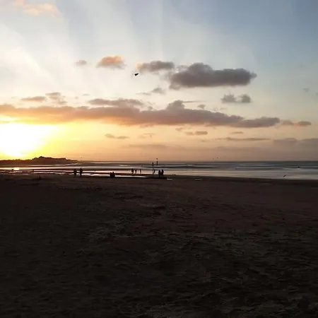 Moderne Houlgataise/roof Top/proche ! 펜션 *